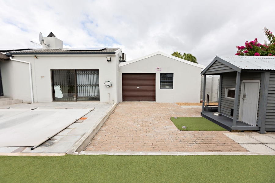 4 Bedroom Property for Sale in De Bron Western Cape
